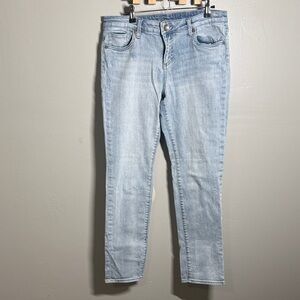 Kut from the Kloth Light Wash Skinny Jeans